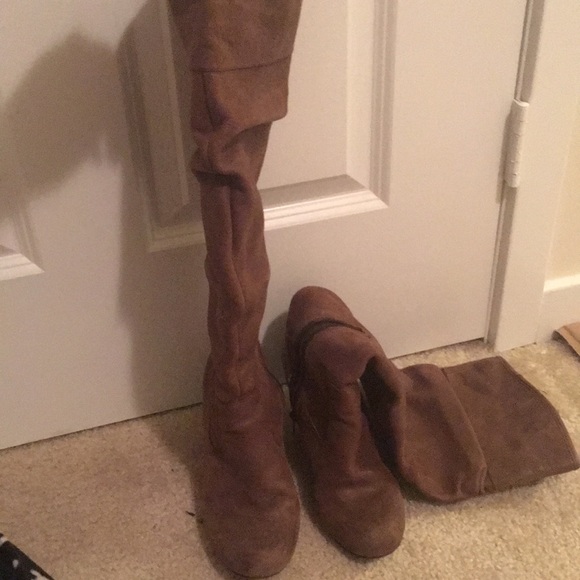 Brown Wedge Jessica Simpson Boots - Picture 3 of 3
